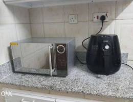 Microwave and hairfryer for sale