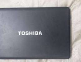 TOSHIBA Laptopsi3 4GB ram hard disk 500GB ...