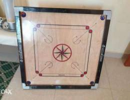 Carrom board