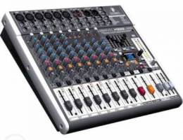 Behringer Xenyx 1222 USB mixer 12 channel