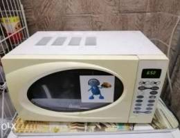 Ikon microwave 20 liter with grill مايكروي...