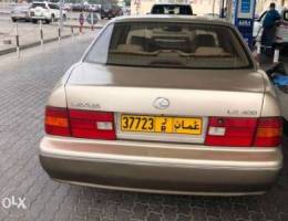 لكزس LS400