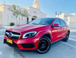 للبيع سيارة مرسيدس GLA 250 AMG (دفع رباعي)...