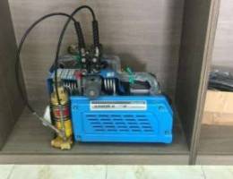 bauer junior 2 compressor for sale للبيع ك...