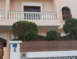 **4BHK Villa FOR RENT Ghubrah North near C...