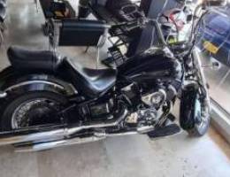 Yahmaha Vstar 1100cc دراجة ياماها في ستار