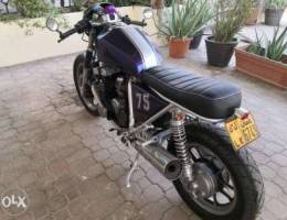 Honda CBX 750 Brat style