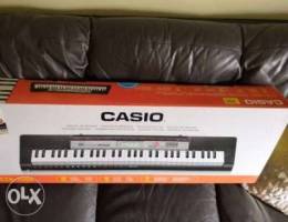 Casio keyboard piano Model 1500 for sell. ...