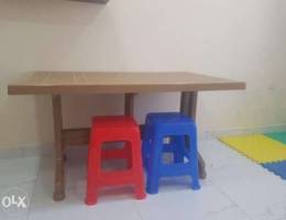 Foldable plastic table and chairs