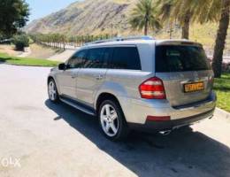 Mercedes GL450 Oman showroom car 7 seater