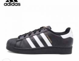 Vitnami adidas