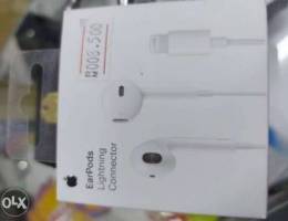 Earpods,lightning connector