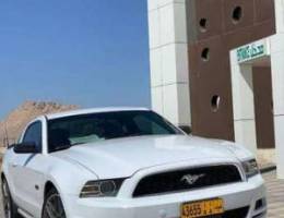 Urgent sale Expat driven 2014 Ford Mustang...