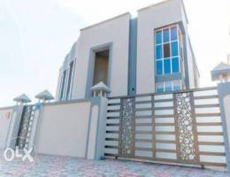 5 bedrooms villa for rent