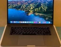 MacBook Pro 15 inch Retina (Touch Bar 2018...