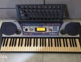 Yamaha electronic keyboard