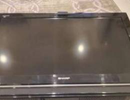 Sharp 32 inch lcd with reciver and all acc...