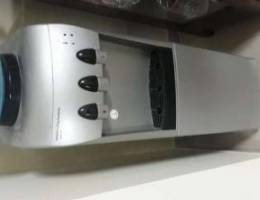 Hitachi water dispenser in excellent condi...