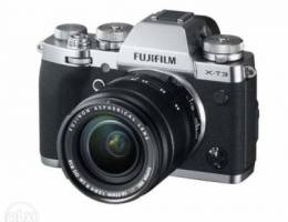 Fujifilm XT-3 with Fujinon 18-55 Lens (alm...