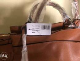 شنطة يد جديدة من غيس brand new bag from Gu...