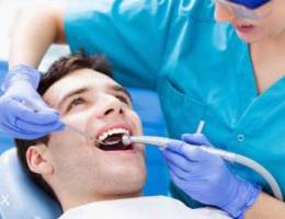 طبية أسنان سودانية باحثة عن نقل خدمة
