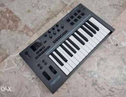 Nektar Impact LX25+ Midi Keyboard