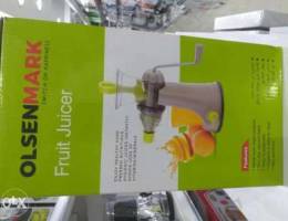 عصارة فواكة Fruit juicer