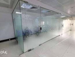 حواجز وأبواب زجاج glass doors