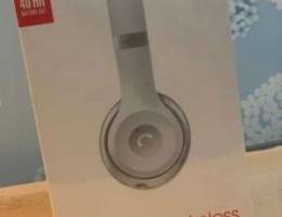 Beats Solo3 wireless sealed pack bought fr...