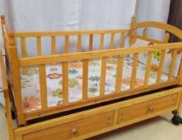 Crib in Excellent condition