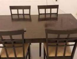 Table with 4 chairs