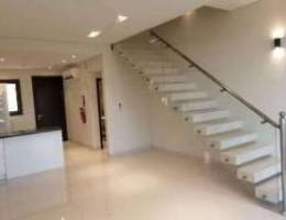 Unfurnished Townhouse for Annual Rent in F...