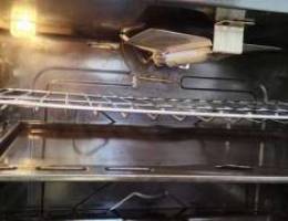 Urgent cooking range for sale well mainten...