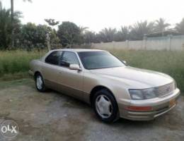 لكزس LS400