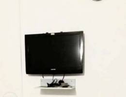 Samsung 32' TV With DISH NXT Settilaite Re...