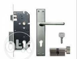 Fixed door lock, change repair all