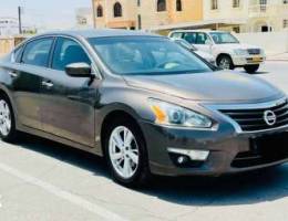 2014 Nissan Altima No 2 option..Oman car