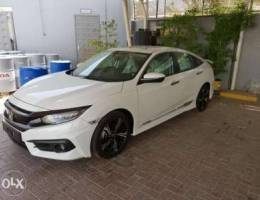 Honda Civic RS 1.5 Turbo with warranty