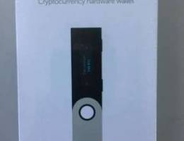 Ledger Nano S Cryptocurrency Hardware Wall...