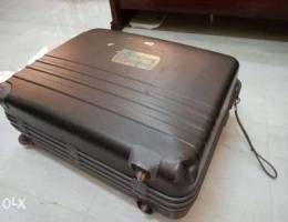 Eminent Extra Jumbo Size Suitcase