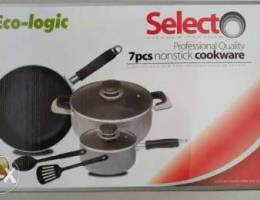 7 pieces non-stick set.