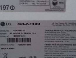 LED panel LG 42LA7400 for sale in mint con...