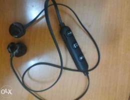 Bluetooth earphone