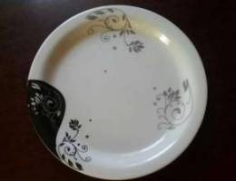 Dinner plate small 300 baiza. Big 500 baiz...