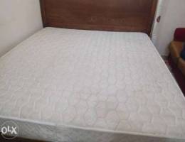 King size Mattress new one only 6 month us...