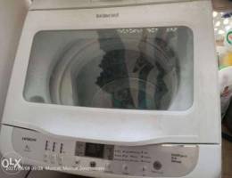 New looking Hitachi SF80XA TL Washing Mach...