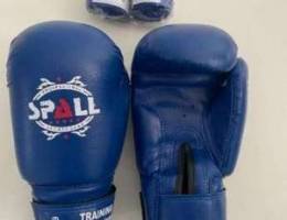 Boxing gloves for Kids + Handwrap