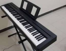 Piano Yamaha P-45 with stand and pedal(1 m...