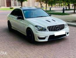 للبيع مورسيدس c250 موديل 2012