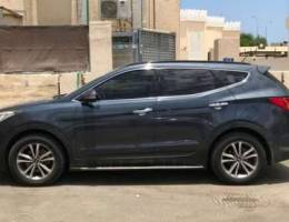 URGENT SALE - 2016 Hyundai Santa Fe / Opti...